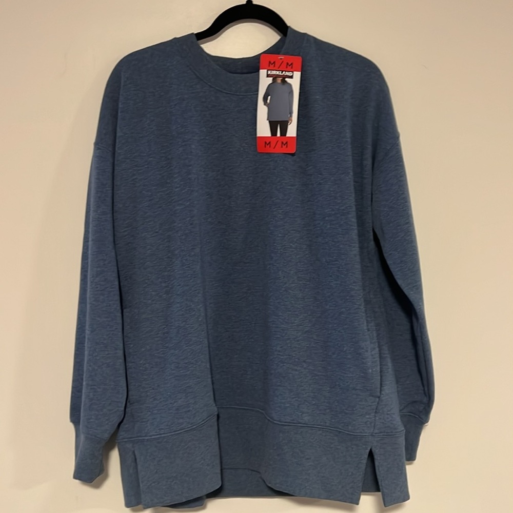Kirkland Signature Women’s sweatshirt